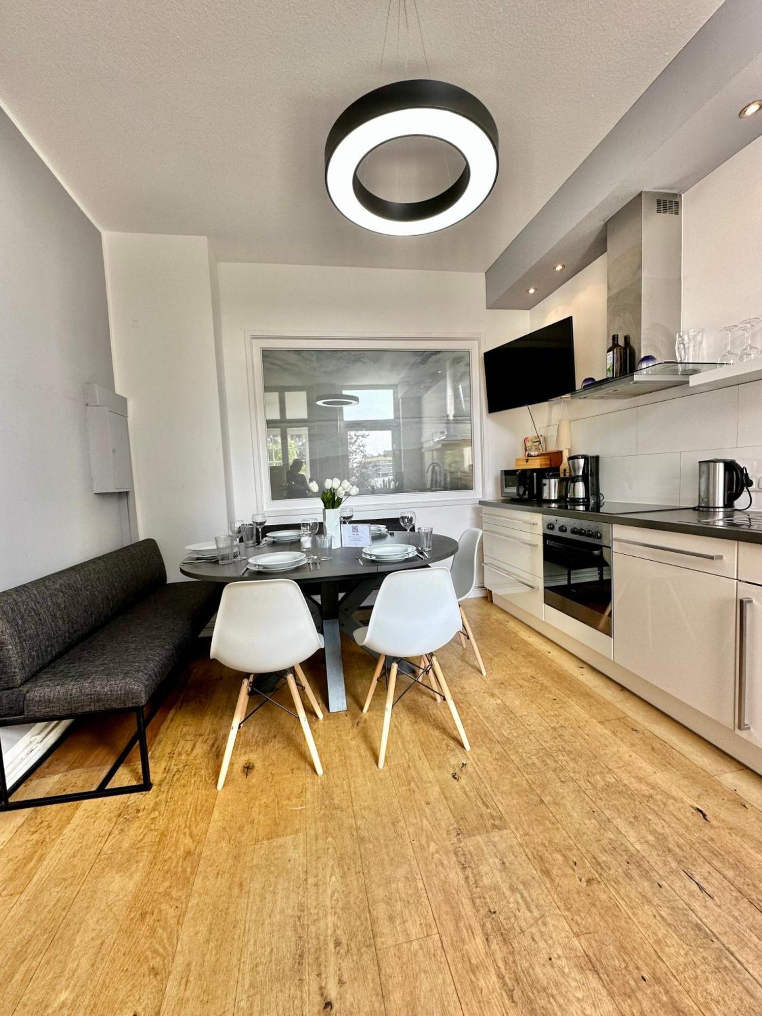 אולדנבורג Geraeumiges City-Apartment Mit 2 Badezimmer Und Parkplaetzen D46-Og מראה חיצוני תמונה