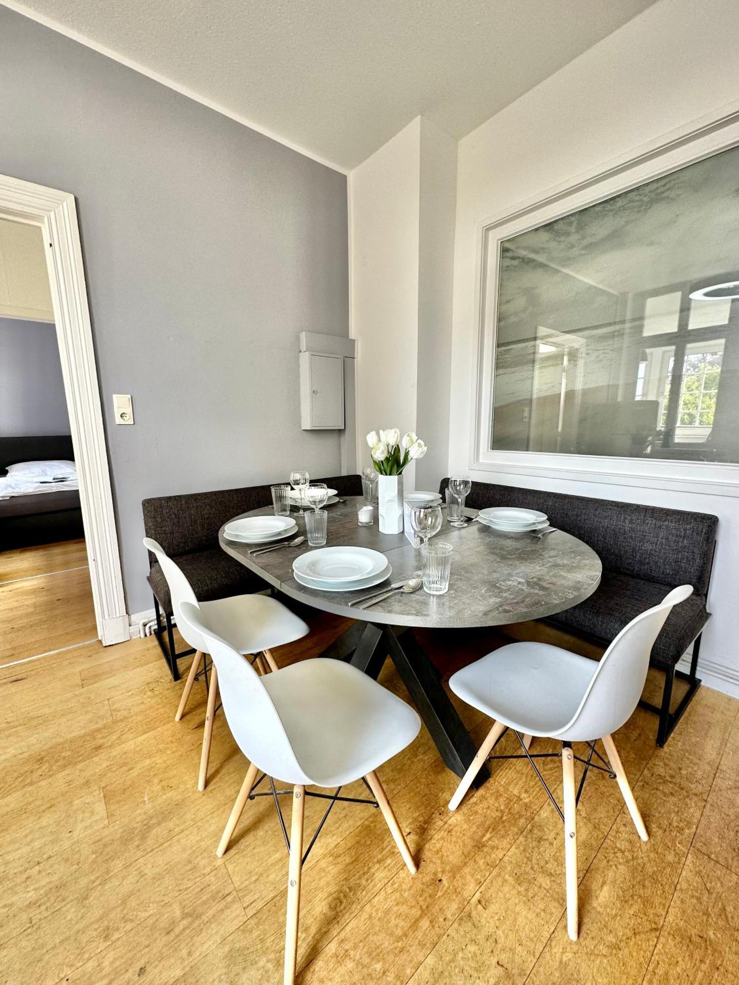 אולדנבורג Geraeumiges City-Apartment Mit 2 Badezimmer Und Parkplaetzen D46-Og מראה חיצוני תמונה